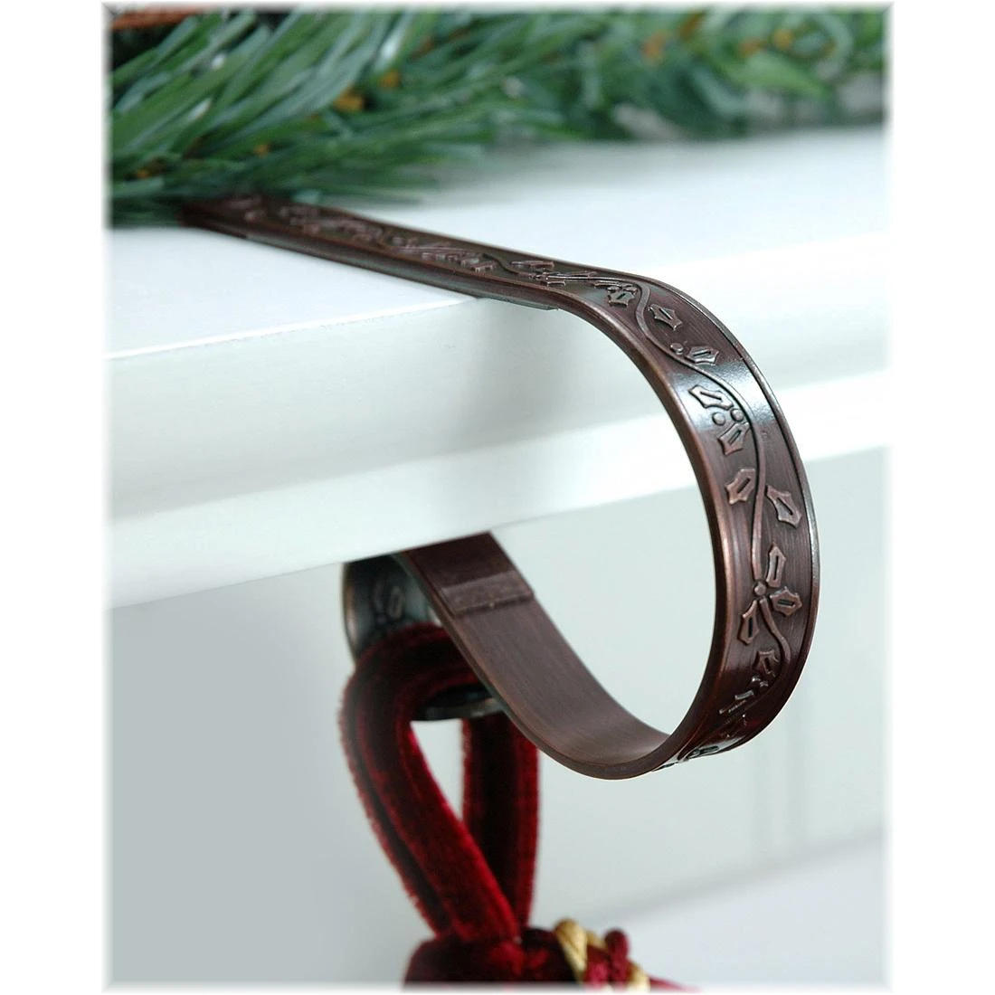 Set Of 4 Holly Bronze MantleClips 2 Set Of 4 Holly Bronze MantleClips - Image 2