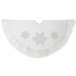 48 Inch White Velveteen Tree Skirt