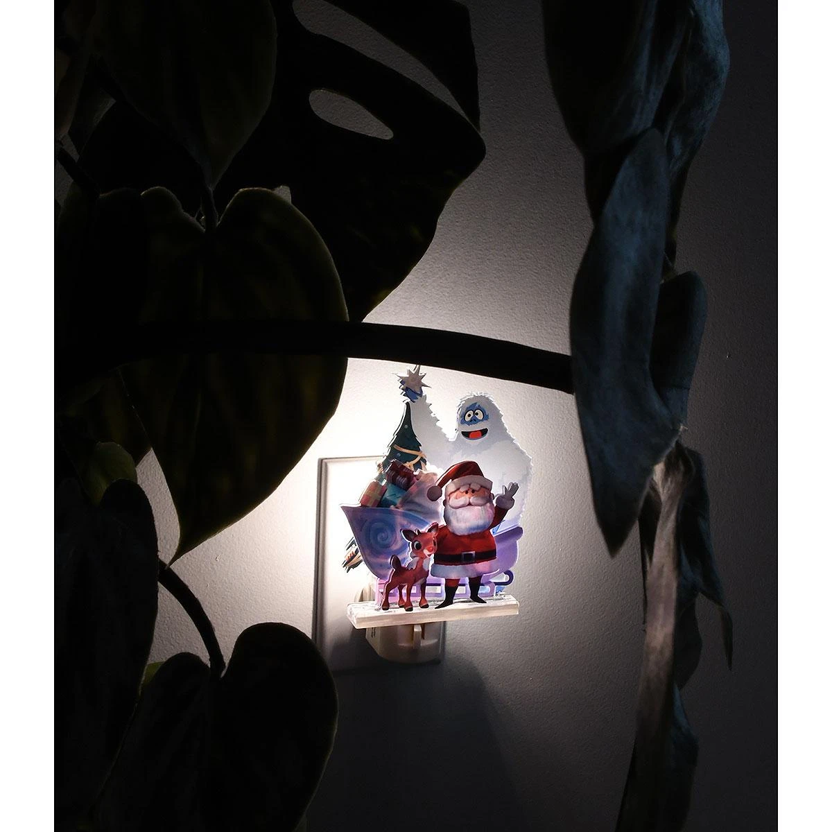Rudolph And Friends Night Light 2 Rudolph And Friends Night Light - Image 2