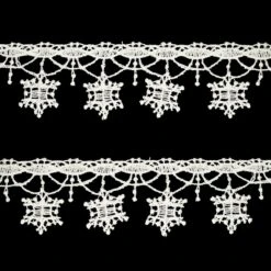 Star Lace White Tree Garland 134 Inches